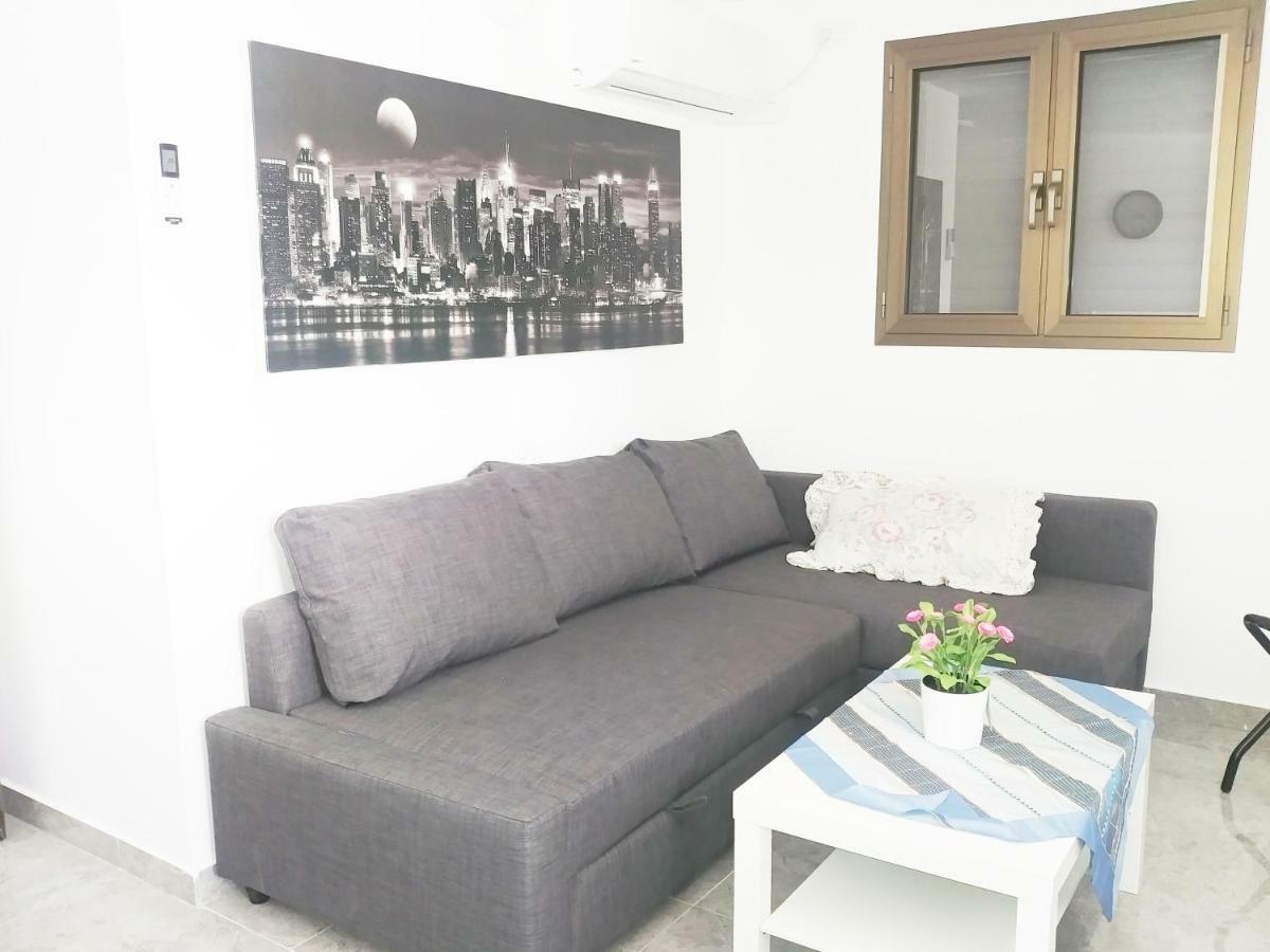 Carmela House Apartment อารัด ภายนอก รูปภาพ